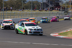 Tony Virag, Jeremy Gray, Warren Millett, Holden VE-HSV GTS