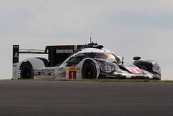 #1 Porsche Team Porsche 919 Hybrid: Timo Bernhard, Mark Webber, Brendon Hartley