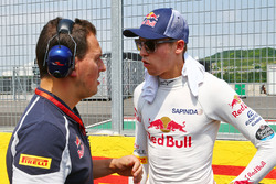 Daniil Kvyat, Scuderia Toro Rosso on the grid
