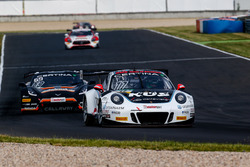 #17 KÜS TEAM75 Bernhard, David Jahn, Matteo Cairoli