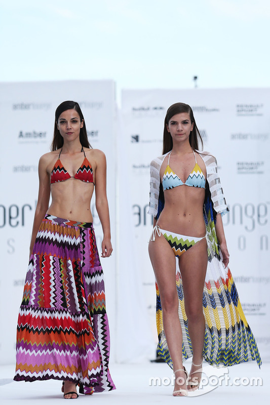 L'Amber Lounge Fashion Show