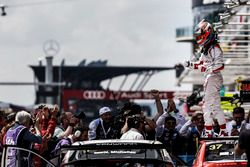 Le vainqueur José María López, Citroën World Touring Car Team, Citroën C-Elysée WTCC