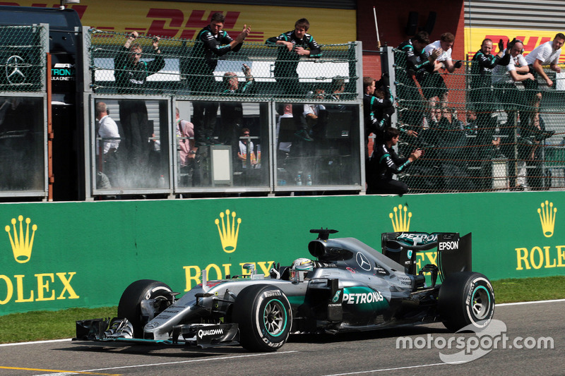 Lewis Hamilton, Mercedes AMG F1 W07 Hybrid celebrates his third position at the end of the race