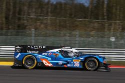 #36 Signatech Alpine A460: Gustavo Menezes, Nicolas Lapierre, Stéphane Richelmi