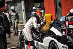 #1 Porsche Team Porsche 919 Hybrid: Timo Bernhard, Mark Webber, Brendon Hartley