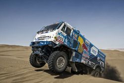 #303 Kamaz: Anton Shibalov, Robert Amatych, Almaz Khisamiev