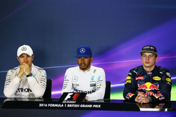 The post race FIA Press Conference (L to R): Nico Rosberg, Mercedes AMG F1; Lewis Hamilton, Mercedes AMG F1; Max Verstappen, Red Bull Racing