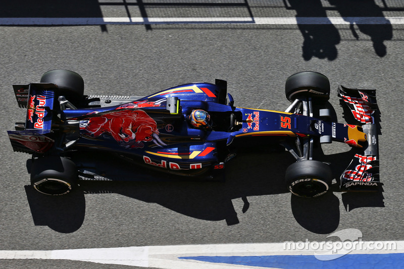 Carlos Sainz Jr., Scuderia Toro Rosso STR11