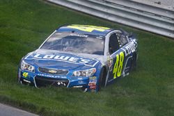 Jimmie Johnson, Hendrick Motorsports Chevrolet, en tête-à-queue