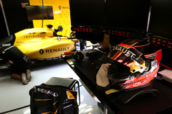 Helmet of Esteban Ocon, Third Driver, Renault Sport F1 Team