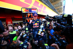 Max Verstappen, Red Bull Racing celebrates with the team