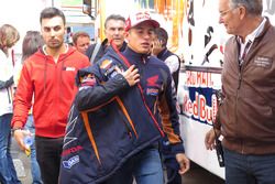 Marc Marquez, Repsol Honda Team, después de lesionarse el hombro