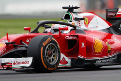 Sebastian Vettel, Ferrari SF16-H running the Halo cockpit cover