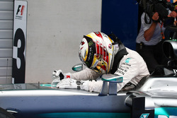 Race winner Lewis Hamilton, Mercedes AMG F1 W07 Hybrid celebrates in parc ferme