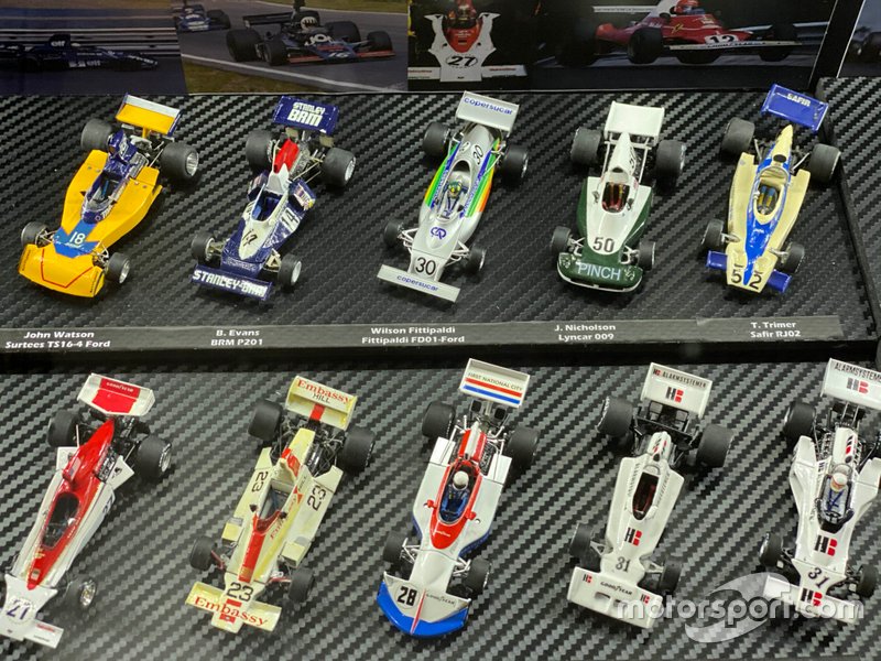 Colección de coches miniatura de F1