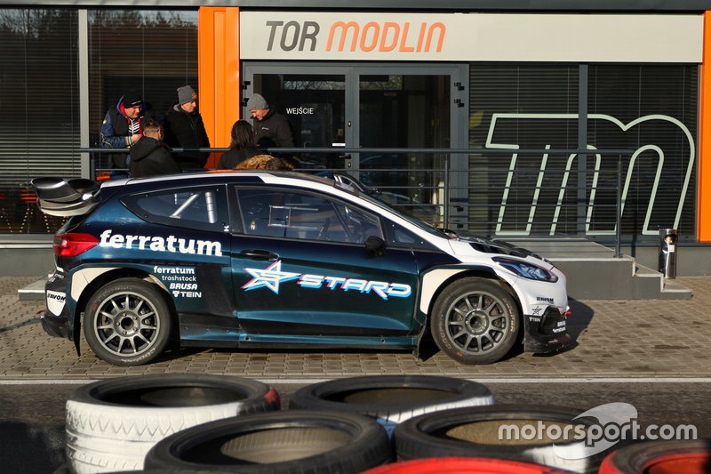 Projekt E - Ford Fiesta; STARD