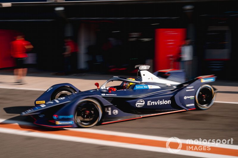 Robin Frijns, Envision Virgin Racing, Audi e-tron FE06 exits the garage