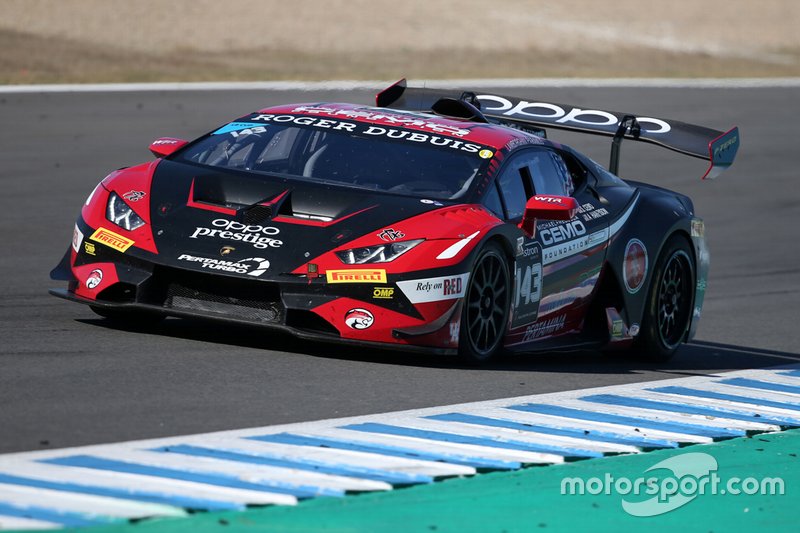 #143 Huracan Super Trofeo Evo, Travis Hougen/ Wane Taylor Racing: Ashton Harrison, Stephanie Cemo