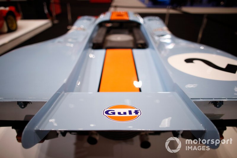 Rear wing detail of the Porsche 917