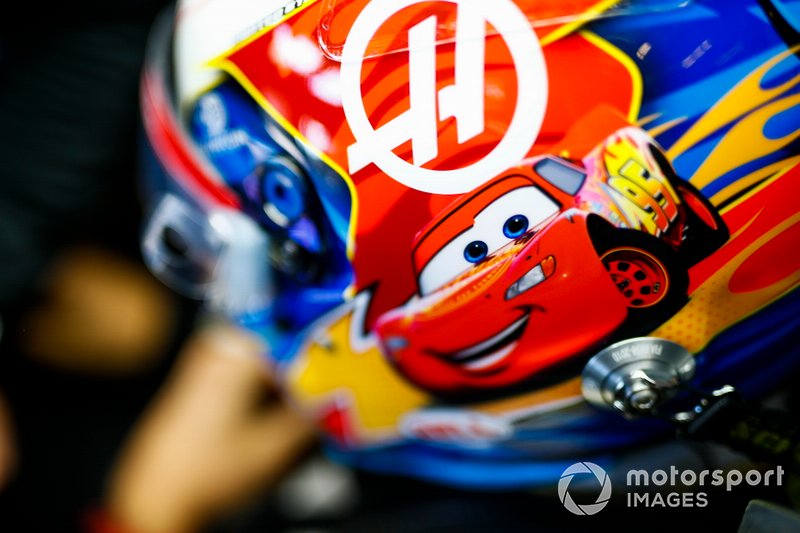 The helmet design of Romain Grosjean, Haas F1 Team