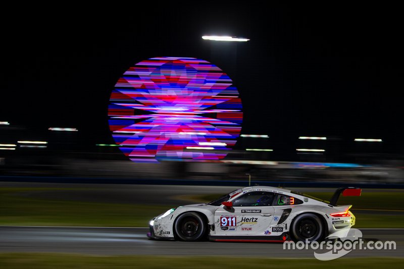 #911 Porsche GT Team Porsche 911 RSR: Nick Tandy, Frederic Makowiecki, Matt Campbell