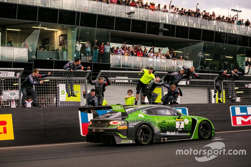 #7 Bentley Team M-Sport Bentley Continental GT3: Jules Gounon, Maxime Soulet, Jordan Pepper