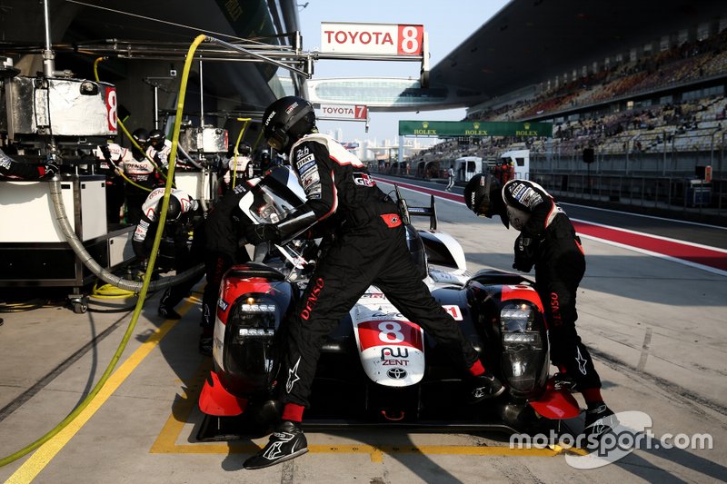 #8 Toyota Gazoo Racing Toyota TS050 - Hybrid: Sébastien Buemi, Kazuki Nakajima, Brendon Hartley