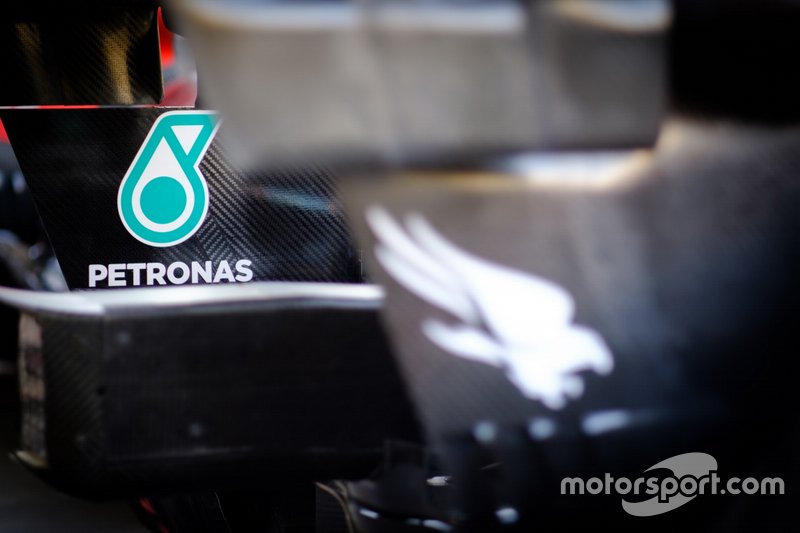 Mercedes AMG F1 W10
