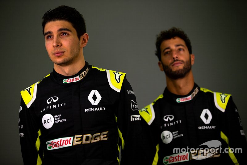 Daniel Ricciardo, Esteban Ocon, Renault F1 Team