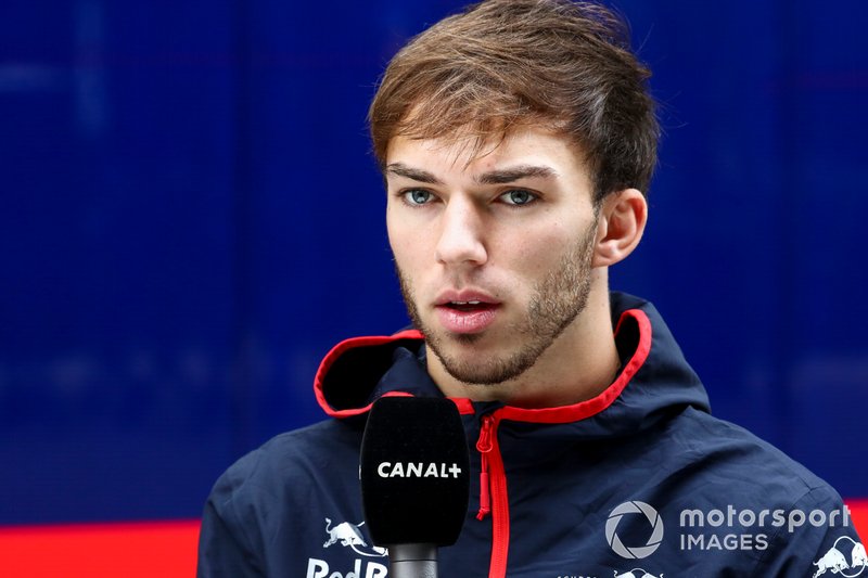Pierre Gasly, Toro Rosso parla con i media