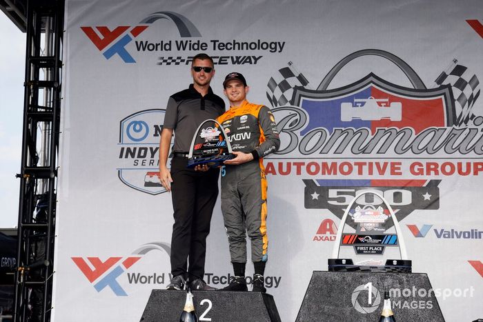 Patricio O'Ward, Arrow McLaren Chevrolet celebra en el podio