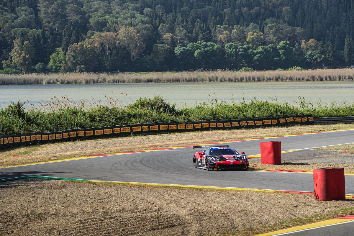 #3 Easy Race, Ferrari 488 GT3 Evo: Fabrizio Crestani, Luca Filippi, Matteo Greco  