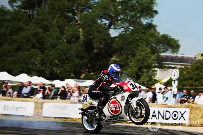 Lucky Strike Suzuki 