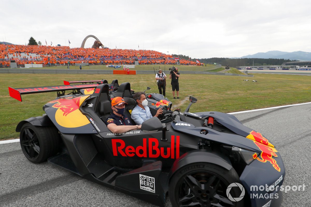Sergio Pérez, Red Bull Racing, Max Verstappen, Red Bull Racing, en un KTM X-Bows