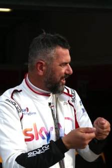 Carlo Vanzini, Sky Q
