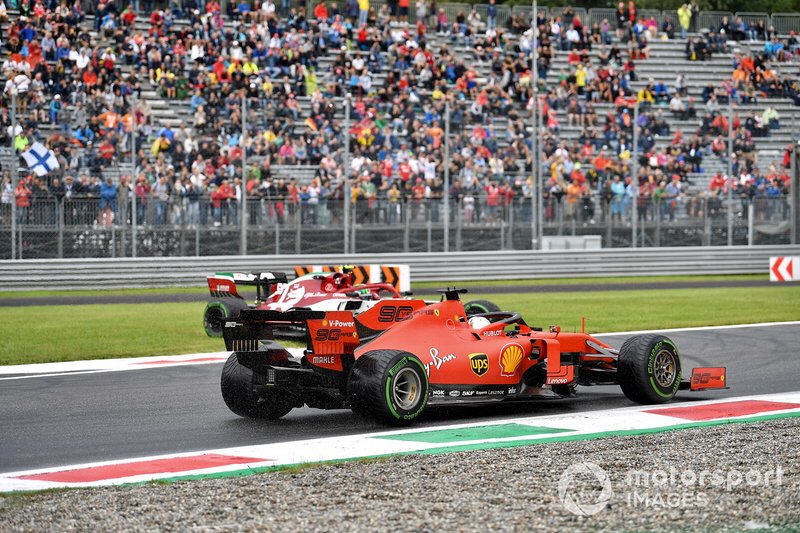 Sebastian Vettel, Ferrari SF90, Antonio Giovinazzi, Alfa Romeo Racing C38, que ha girado