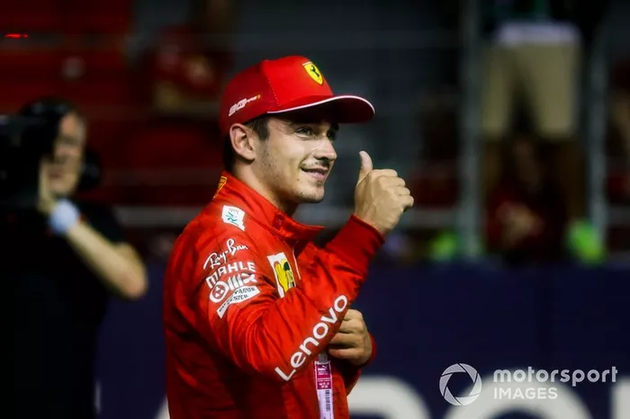 Pole Sitter Charles Leclerc, Ferrari festeggiano al Parc Ferme 