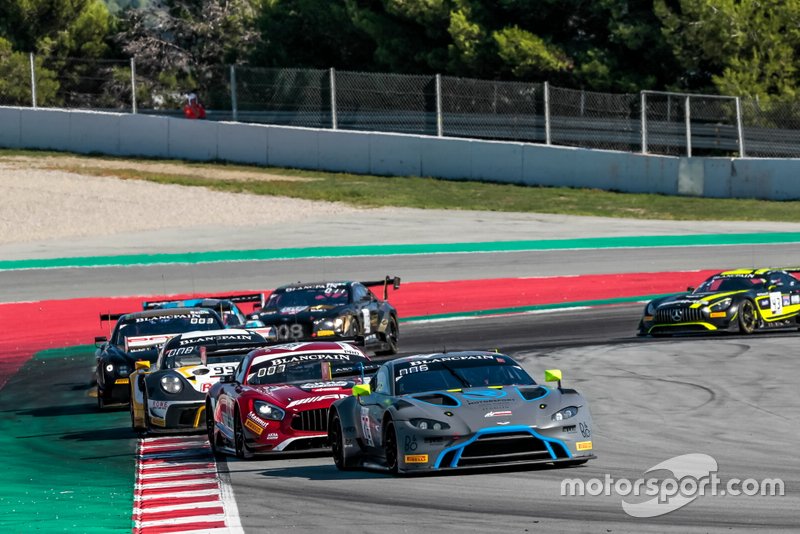 #76 R-Motorsport Aston Martin Vantage AMR GT3: Jake Dennis, Alex Lynn, Marvin Kirchhöfer