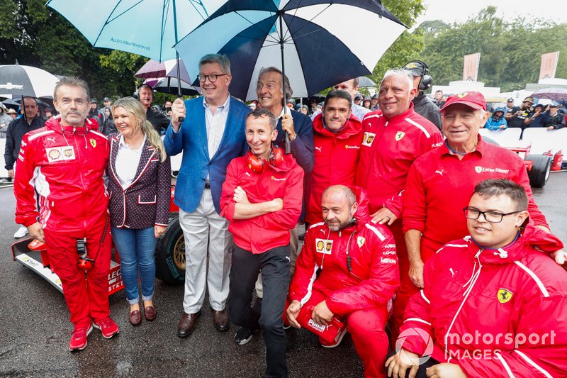 Corinna Schumacher, Ross Brawn, Luca Cordero di Montezemolo with Ferrari Mechanics before the Michael Schumacher Celebration
