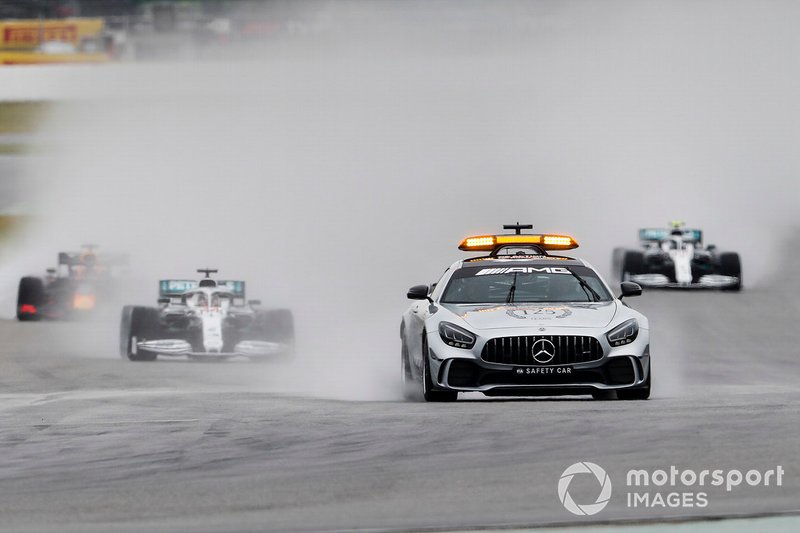 Safety car