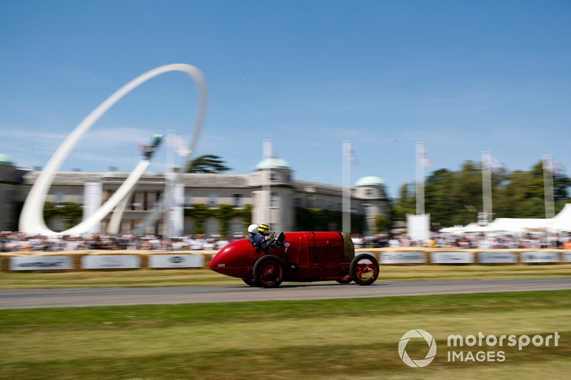 FIAT S76