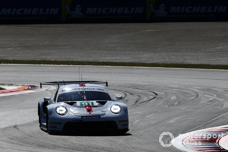 #91 Porsche GT Team Porsche 911 RSR: Richard Lietz, Gianmaria Bruni,  