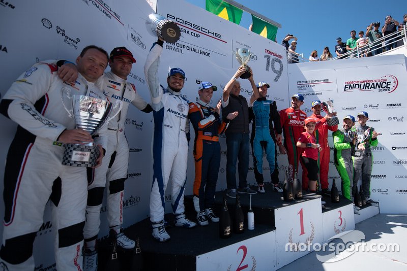 Pódio Geral - Porsche Cup, etapa do Estoril