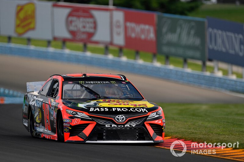 2. Martin Truex Jr., Joe Gibbs Racing, Toyota Camry