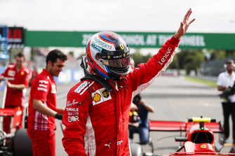 Kimi Raikkonen, Ferrari SF71H, secures pole position