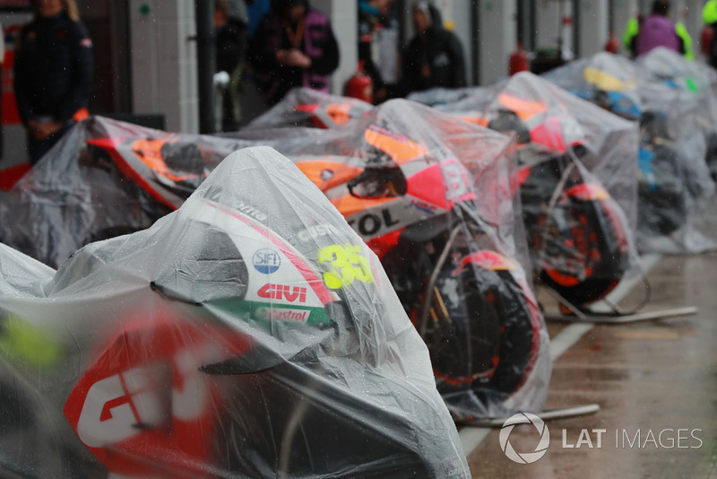 Pit lane