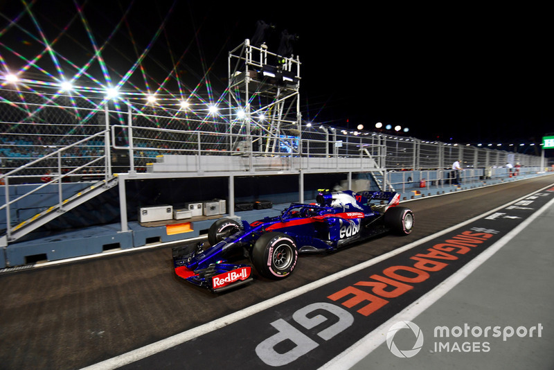 Pierre Gasly foi o melhor da Toro Rosso, em 13º