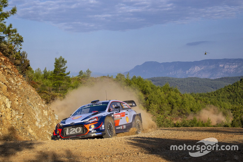 Thierry Neuville, Nicolas Gilsoul, Hyundai Motorsport Hyundai i20 Coupe WRC