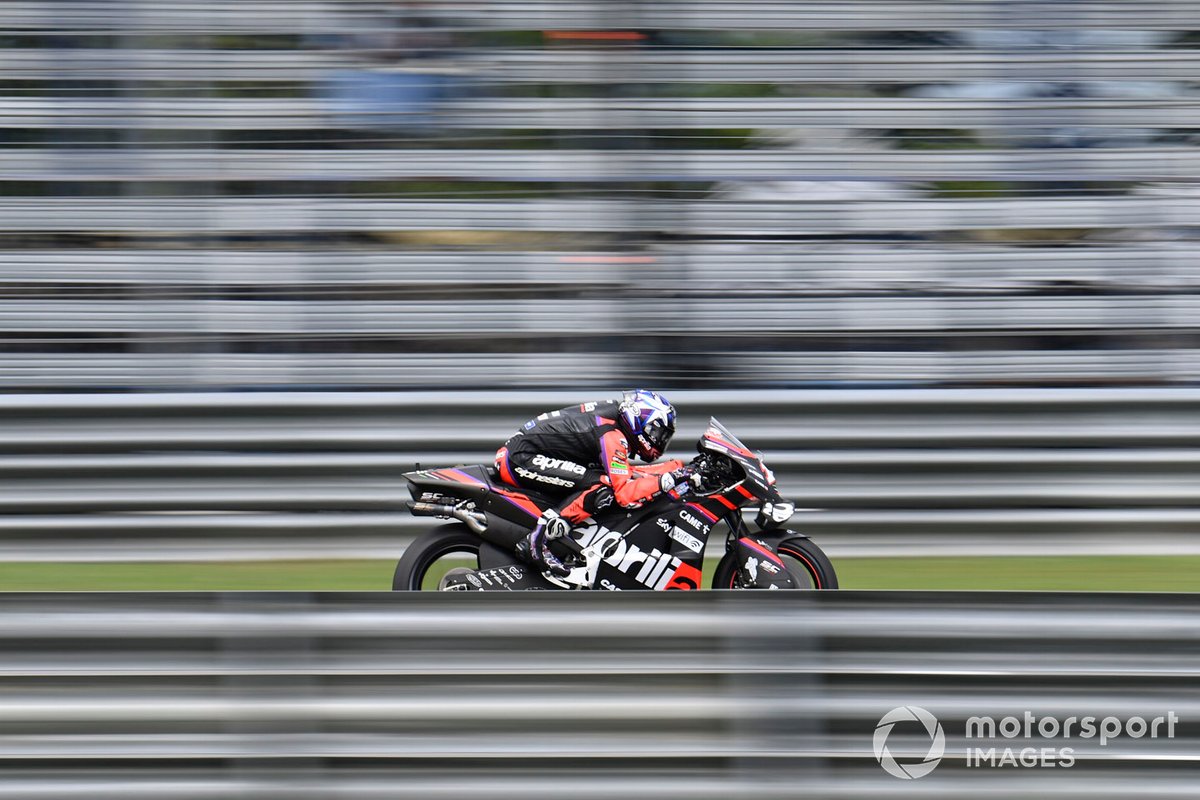 Maverick Vinales, Aprilia Racing Team