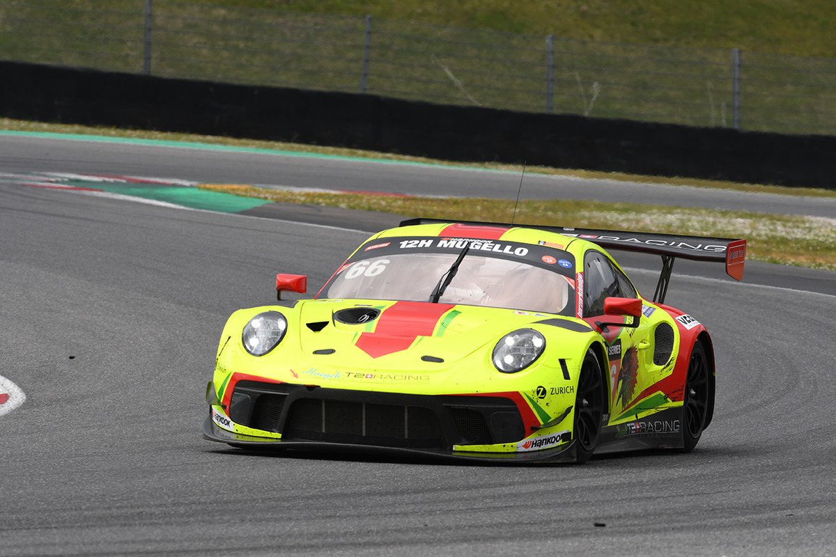 #66 Haegeli by T2 Racing: Pieder Decurtins, Manuel Lauck, Marc Basseng, Porsche 911 GT3 R
